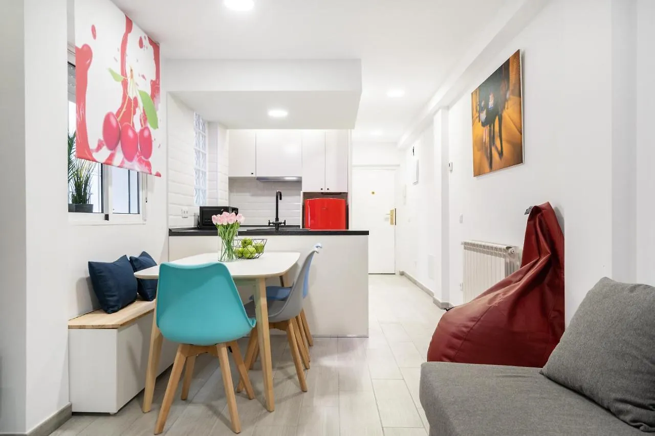 Alcala Quintana - 3 Bedrooms Madrid Apartment