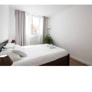 https://sunny-room-barcelona.topbarcelonahotels.com