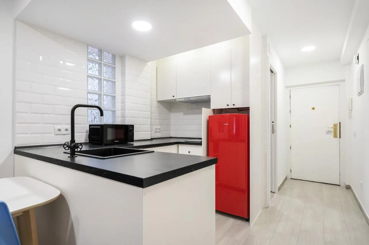 Apartamento Alcala Quintana - 3 Bedrooms Madrid