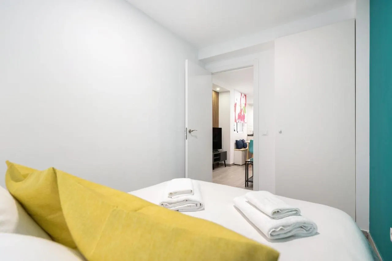 Alcala Quintana - 3 Bedrooms Madrid 0*,  España